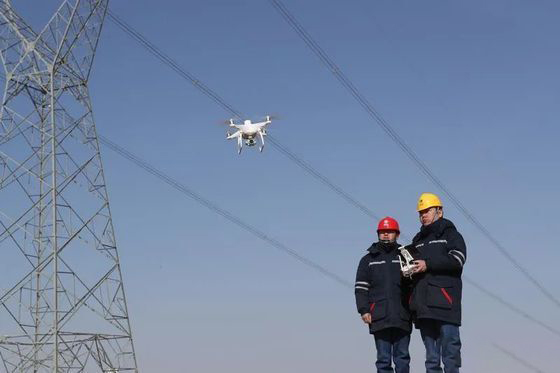 新疆哈密區域首次實現無人機自主巡檢 360°無死角(圖1) 新疆哈密區域首次實現無人機自主巡檢 360°無死角(圖1)